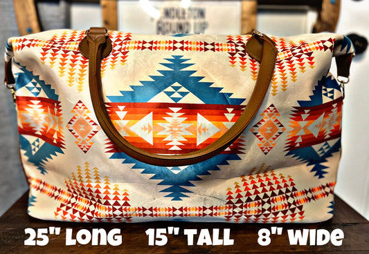 Cream Aztec Print Weekend Bag