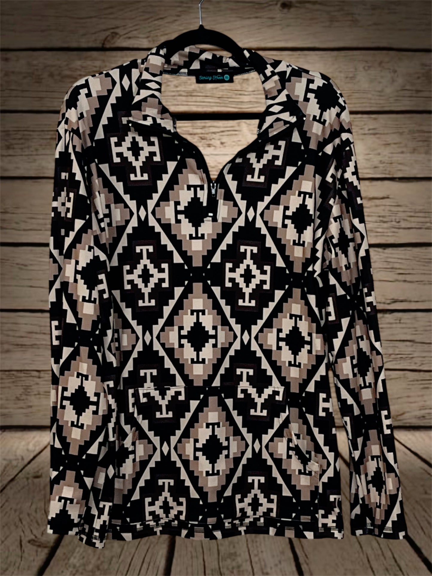 Black/Brown Pullover