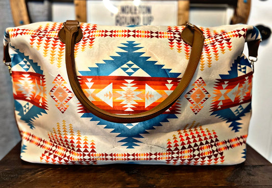 Cream Aztec Print Weekend Bag