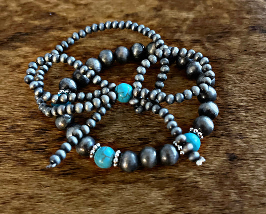 Set of 2 Navajo/Bow Bracelets