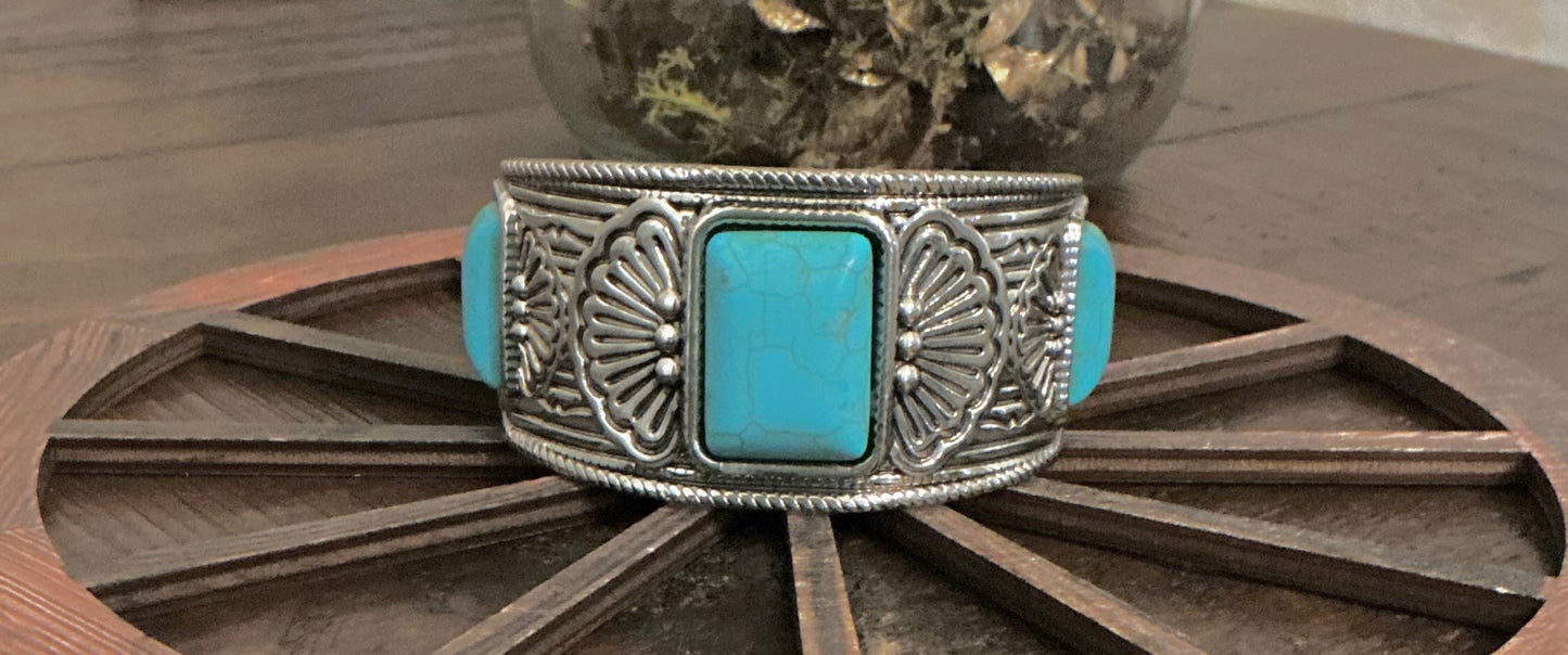 Myra Turquoise/Silver Cuff Bracelet