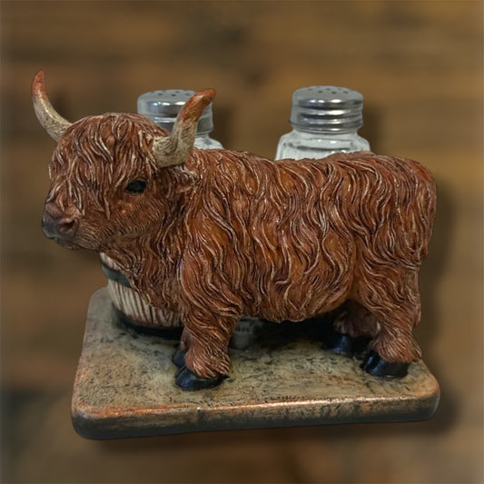 Highland Cow Salt and Pepper Shakers