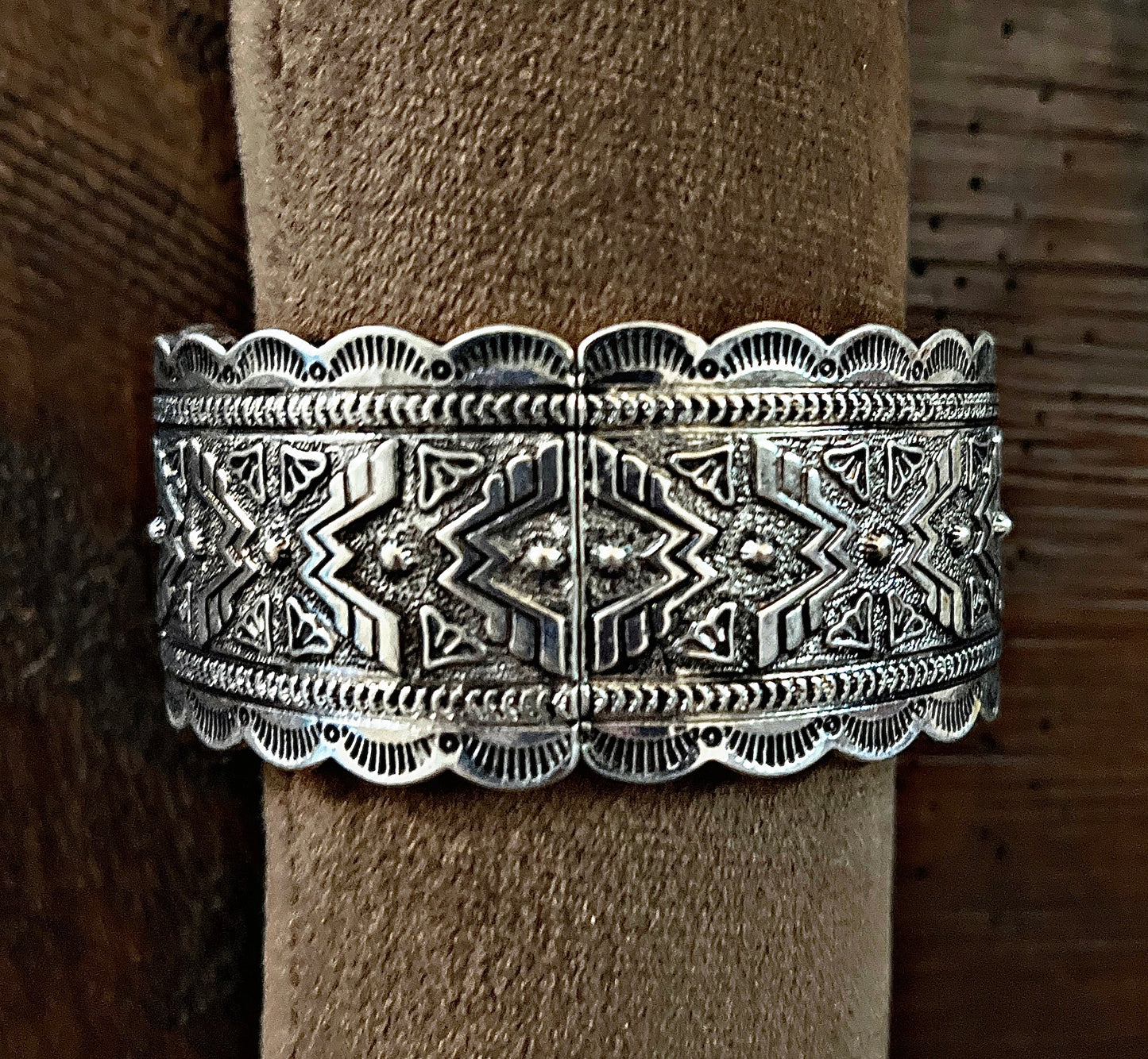 Stretchable Bracelets