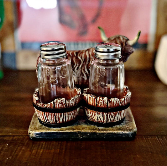 Highland Cow Salt and Pepper Shakers