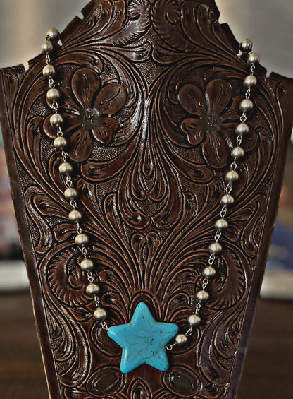 Star/Silver Bead Necklace