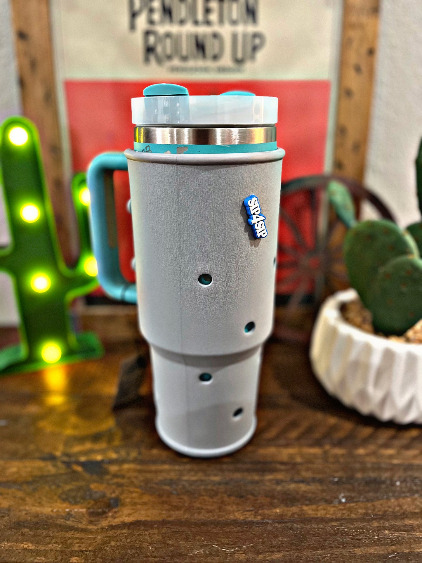 Sip4Sip 40 Oz Tumbler Sleeve