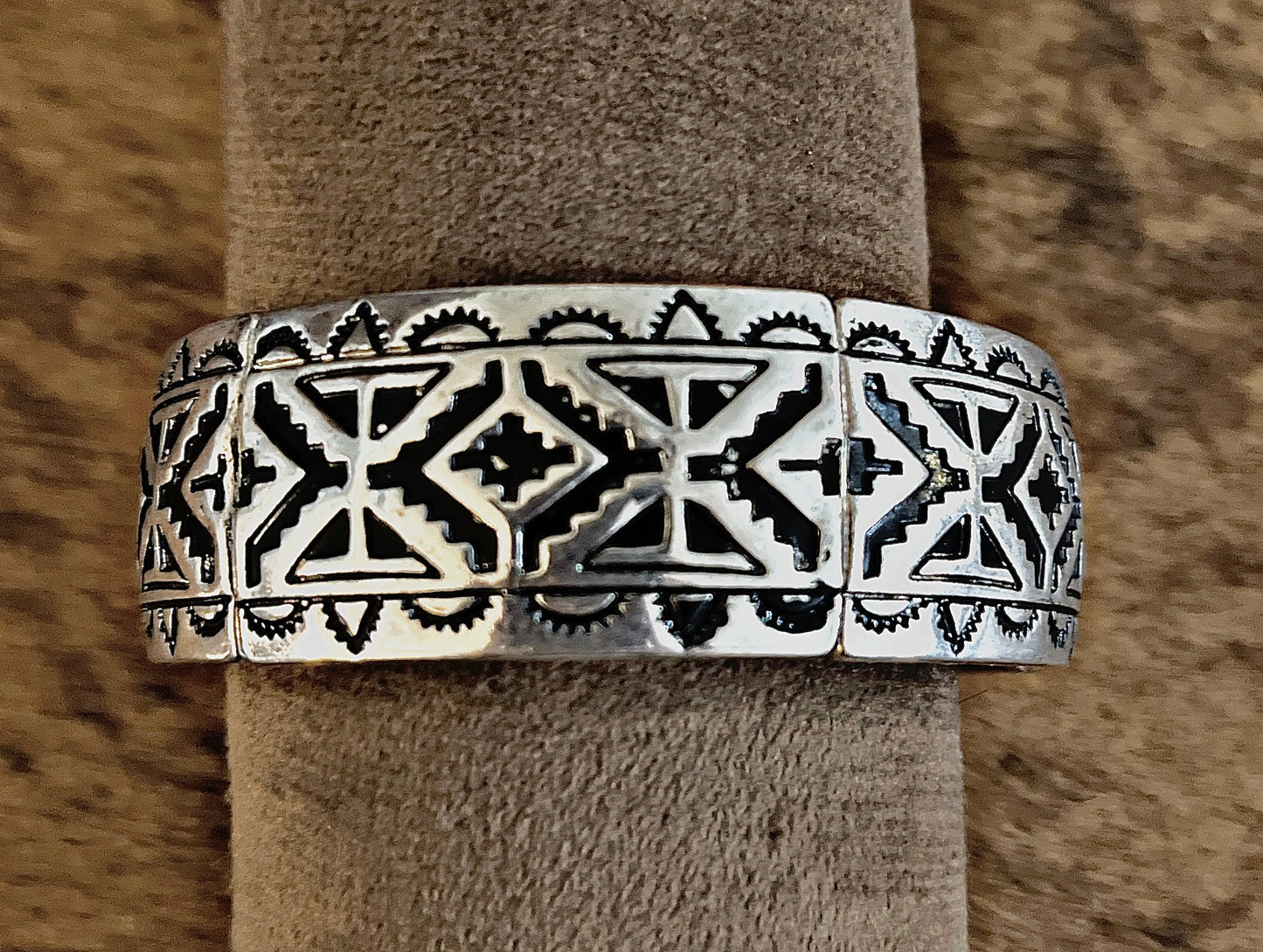 Stretchable Bracelets