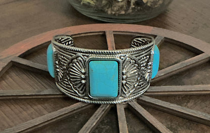 Myra Turquoise/Silver Cuff Bracelet